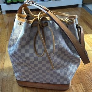 Louis Vuitton Damier Azur Noe Shoulder Bag